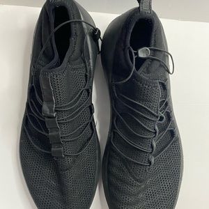 Nike Payaa QS Black Men’s Size 12